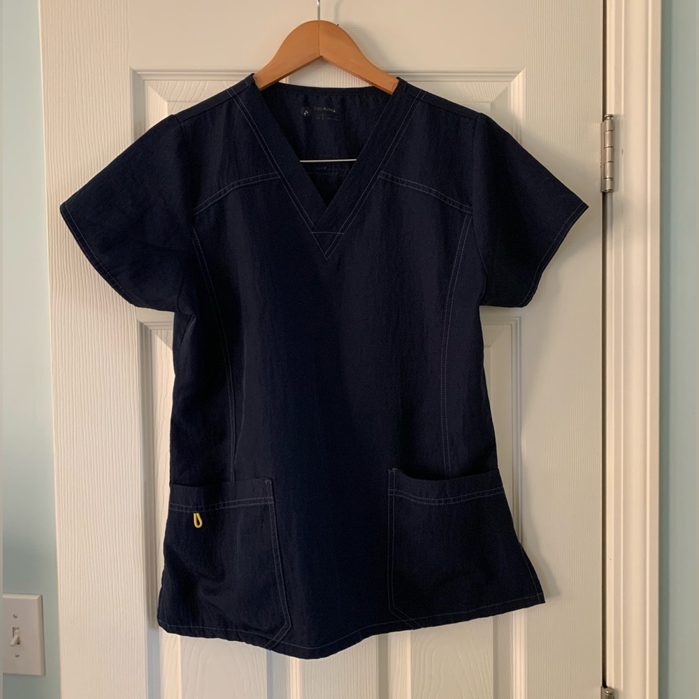 WonderWink Women’s scrubs